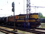 06.09.2004 - Pardubice hl.n.: ''kocouři'' 740.803-2 a 784-4 Unipetrolu doprava na cisternovém vlaku © PhDr. Zbyněk Zlinský