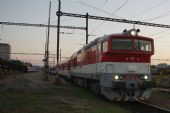 6.8.2013 - Košice: 757 011-2 na čele R 810 Gemeran © Ondrej Krajňák