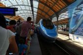 Pendolino sa našťastie nedočkalo tradičných veľkých poľských reflektorov, Wrocław Główny, 12.08.2013 © Róbert Žilka