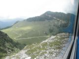 Wendelsteinbahn: vlak zdolává skalnatý sráz © Aleš Svoboda, 5.7.2013