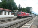 Brannenburg: stanicí projíždí EC Verona Porta Nuova - München Hbf © Tomáš Kraus, 5.7.2013