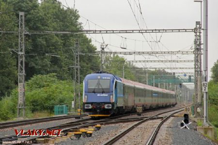 18.09.2013 - Břeclav: 1216 235-2 se z Brna vrací na postrku EC 173 ''Vindobona'' Hamburg-Altona - Villach Hbf © Milan Vojtek