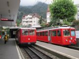 Vitznau: údolná stanica zubačky na Rigi, náš vlak č.1 nás čaká pri 1. nástupišti, 27.8.2013, © Juraj Földes