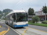 Luzern- z Verkehrshausu do mesta premávajú kĺbové trolejbusy na linke 6 a 8, 27.8.2013, © Juraj Földes