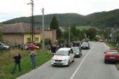 Sprievod sa pohol do centra mestečka, 20.9. 2013, © Ing. Igor Molnár