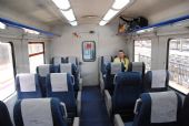 Postarší, ale komfortní interiér motorové jednotky řady 592 RENFE se sedadly překlopitelnými po směru jízdy	15.4.2013	 © 	Lukáš Uhlíř