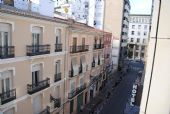 Valencie: pohled z okna hotelu Conqueridor na Calle Cervantes	15.4.2013	 © 	Lukáš Uhlíř