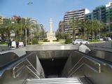 Alicante/Alacant. Vstup do podzemní stanice tramvaje Luceros/Estels na stejnojmenném náměstí	16.4.2013	 © 	Jan Přikryl