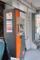 Alicante/Alacant: automat na jízdenky v městské tramvaji typu Flexity Outlook od Bombardieru	16.4.2013	 © 	Lukáš Uhlíř