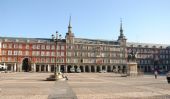 Madrid: celkový pohled na centrální náměstí Plaza Mayor	18.4.2013	 © 	Lukáš Uhlíř