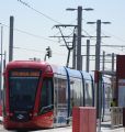 Madrid: tramvaj typu Alstom Citadis stojí na konečné linky ML3 Puerta de Boadilla před odjezdem do města	18.4.2013	 © 	Lukáš Uhlíř