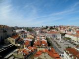 Lisabon: celkový pohled na náměstí Praça Dom Pedro IV a Národní divadlo z vyhlídkové plošiny nad výtahem Elevador de Santa Justa	20.4.2013	 © 	Jan Přikryl