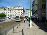 Lisabon: nízkopodlažní tramvaj typu ''articulado'' od Siemense z roku 1995 stojí na konečné linky 15 Praça Figueira	20.4.2013	 © 	Lukáš Uhlíř