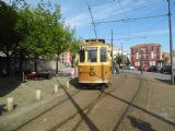 Porto: historická tramvaj od firmy Brill z 20. let číslo 216 přijela na konečnou linky 1 Infante v centru města	21.4.2013	 © 	Jan Přikryl