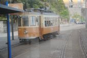 Porto: tramvaj od firmy Brill z roku 1928 číslo 205 opouští na lince 1 výhybnu Bicalho směrem do centra	21.4.2013	 © 	Lukáš Uhlíř