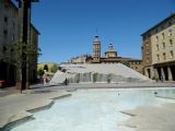 Zaragoza: nápaditá moderní fontána na centrálním náměstí Plaza Nuestra Señora del Pilar	24.4.2013	 © 	Jan Přikryl