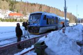 13.12.2013 - Kořenov: Česká televize a 840.009-5 jako Os 16217 Liberec - Harrachov © Karel Furiš