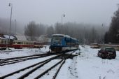 13.12.2013 - Tanvald: 840.004-6 odjíždí jako Os 16223 Liberec - Harrachov © PhDr. Zbyněk Zlinský