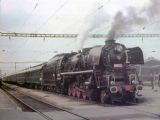 556 0506 so zvláštnym vlakom pre rakúskych turistov, asi 8.5.1992, Č.Budějovice © PhDr. Peter Bado