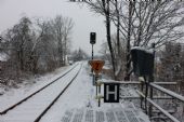 24.01.2014 - Seifhennersdorf: konec nouzového nástupiště a trať směr Varnsdorf © PhDr. Zbyněk Zlinský