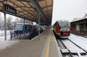 24.01.2014 - Liberec: 840.005-3 jako Os 16214 z Kořenova, vpravo 642.156-3/642.656-2 na Sp 5251 z Dresden © PhDr. Zbyněk Zlinský