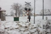 24.01.2014 - úsek Hrádek nad Nisou - Zittau: Porajów - přejezd na ul. Księcia Józefa Poniatowskiego (foto z Os 20910) © PhDr. Zbyněk Zlinský