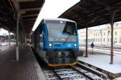 24.01.2014 - Liberec: 840.001-2 jako Os 16230 Kořenov - Liberec, za ním 24-29 521-8 (015.335-3) © PhDr. Zbyněk Zlinský