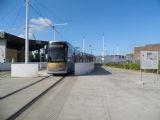 Brusel: delší verze nízkopodlažní tramvaje Flexity Outlook číslo 3034 stojí na odstavné koleji konečné linky 7 u stanice metra Heysel/Heizel 	8.10.2013	. © 	Jan Přikryl