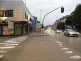 Eupen: převážně německé cedule na křižovatce ulic Rue d''Aix-la-Chapelle a Hookstrasse nedaleko nádraží	8.10.2013	. © 	Jan Přikryl