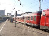 27.07.2013 - München Hbf: Pristavená súprava vlaku na regionálnom exprese smer Garmisch-Partenkirchen, môže sa nastupovať © Martin Kóňa