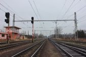 22.02.2014 - Týniště n.O.: třebechovicko-bolehošťské zhlaví se stavědlem 2 a přejezdem P4023 © PhDr. Zbyněk Zlinský