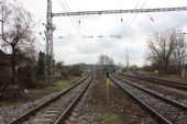 22.02.2014 - Týniště n.O.: trať směr Častolovice (Letohrad), vpravo směr Borohrádek (Choceň) a výtažná kolej 9a s odbočující traťováckou 201 © PhDr. Zbyněk Zlinský