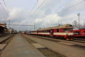 22.02.2014 - Týniště n.O.: 163.233-0 na Os 5631, 814.006-3/914.006-2 jako Os 5149 a 854.019-7 + 20-29 216-9 + 80-29 204-2 jako Sp 1952 © PhDr. Zbyněk Zlinský