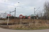 01.03.2014 - Týniště n.O., vlečka 4258 AČR: značky u přejezdu P10558 © PhDr. Zbyněk Zlinský