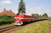 M61.020 opouští Tapolcu a směřuje do Székesfehérváru, 21.7.2000 © Pavel Stejskal