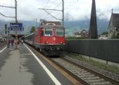 Brunnen: regionálny vlak odchádza do Zürichu po gotthardskej trati, 26.8.2013, © Juraj Földes
