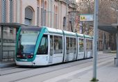 24.02.2014 - Barcelona: konečná Ciutadella Vila Olímpica systému Trambesós s vozem Alstom Citadis © Lukáš Uhlíř