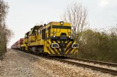 31.3.2014 - Nučice: 741.703+741.704 se soupravou prázdných vozů © Jiří Řechka