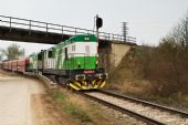 31.3.2014 - Nučice: 741.703+741.704 se soupravou prázdných vozů © Jiří Řechka