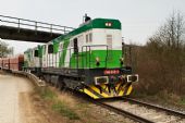 31.3.2014 - Nučice: 741.703+741.704 se soupravou prázdných vozů © Jiří Řechka