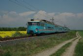 26.04.2014 - úsek Milovice - Lysá n.L.: 451.025/026, Os 9414 © Václav Vyskočil