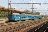 26.04.2014 - Lysá nad Labem: 451.001-2/451.002-0 jako Os 9411 Praha Masarykovo n. - Milovice © PhDr. Zbyněk Zlinský