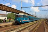 26.04.2014 - Lysá nad Labem: 451.001-2/451.002-0 odjíždí jako Os 9416 Milovice - Praha Masarykovo n. © PhDr. Zbyněk Zlinský