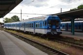 8.5.2014 - Pardubice hl.n.: 843.009-2 v čele přijíždějícího R 1217 z Liberce © Matěj Maděra