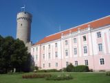 06.08.2010 - Tallinn: věž Dlouhý Heřman a Malý Hrad © Ludvík Medvěd