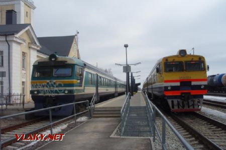 Železniční putování z Tallinnu do Ostravy aneb „Systém padajícího listu“, část 1 – Estonsko