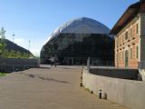 Nové kultúrne, pohostinské a nákupné centrum Bálna/ Veľryba v blízkosti tržnice, 8.5.2014, © Juraj Földes