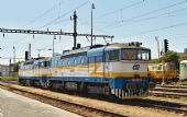 7.6.2014 - Plzeň hl.n.: 754.019 + 754.057, čekání na ''Orient Express'' © Jiří Řechka