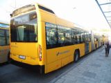 Budapešť: autobus Volvo 7700 společnosti Volánbusz z roku 2007 právě zastavil v terminálu Újpest-Városkapu	7.12.2013	 © Jan Přikryl