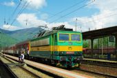 30.4.2014 - Vrútky: 163 104-3 s vlakom 8717 © Ondrej Krajňák